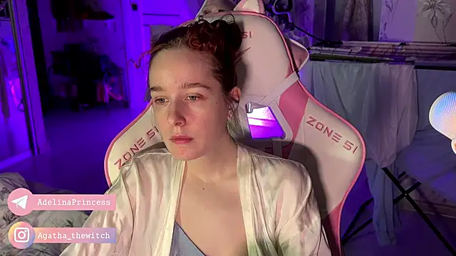 Snapshot of pearl_princess_ chatting on February 2025 12:49:01 AM pearl princess online show from February 2025 12:49:01 AM