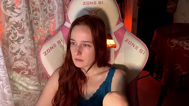 Snapshot of pearl_princess_ chatting on September 2025 11:52:02 PM pearl princess online show from September 2025 11:52:02 PM