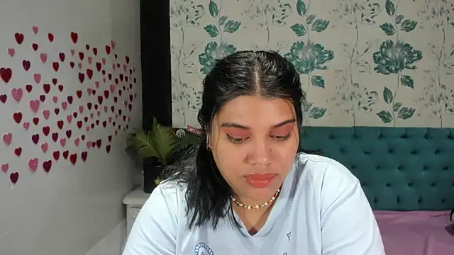 LindaBreeS online show from February 2025 07:19:02 PM