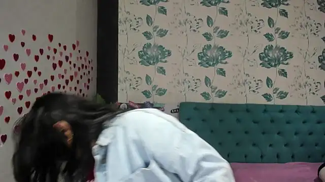 LindaBreeS online show from February 2025 04:50:02 PM