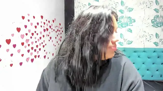 LindaBreeS online show from March 2025 05:06:02 PM