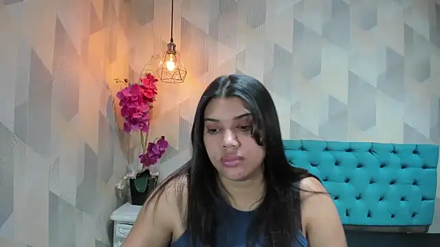 LindaBreeS online show from May 2026 03:52:02 PM