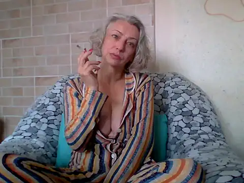 Snapshot of Lorie_Carrie chatting on July 2026 08:39:02 AM Lorie Carrie online show from July 2026 08:39:02 AM