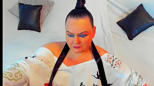 Snapshot of MilanaBiegert chatting on December 2024 11:29:01 AM MilanaBiegert online show from December 2024 11:29:01 AM