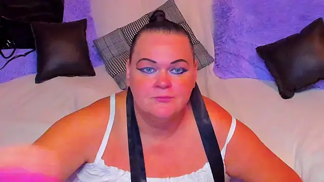 Snapshot of MilanaBiegert chatting on September 2025 07:06:02 PM MilanaBiegert online show from September 2025 07:06:02 PM