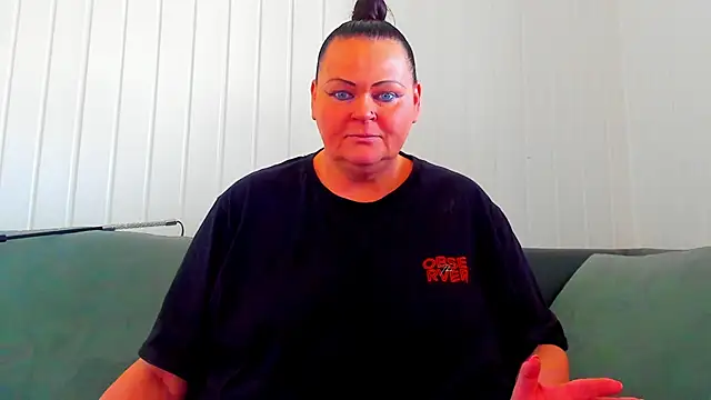 MilanaBiegert online show from March 2026 12:32:02 PM