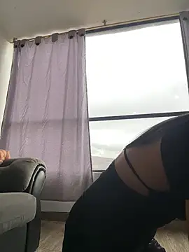 Nikothyna online show from April 2026 08:34:02 PM