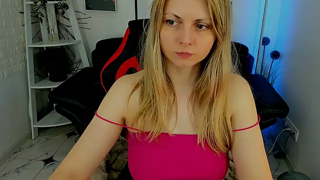 SmilingEmily  online show from March 2025 11:06:02 AM