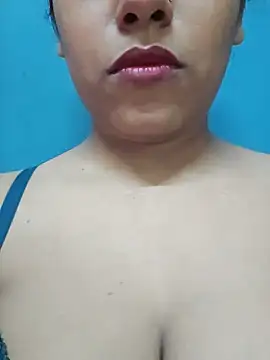 Snapshot of sexyindi_couple chatting on July 2026 06:59:02 AM sexyindi couple online show from July 2026 06:59:02 AM
