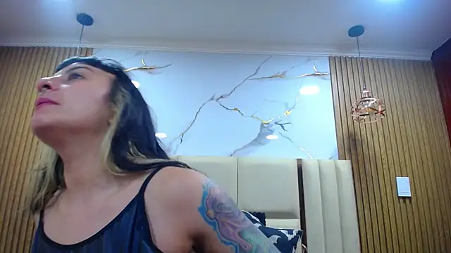 Snapshot of Naughty_Kittenm chatting on June 2026 11:31:01 AM Naughty Kittenm online show from June 2026 11:31:01 AM