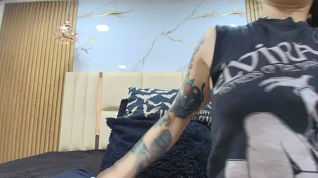 Snapshot of Naughty_Kittenm chatting on July 2026 11:18:01 AM Naughty Kittenm online show from July 2026 11:18:01 AM