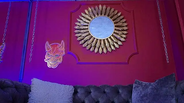 Julieta Russell online show from March 2026 11:50:01 AM