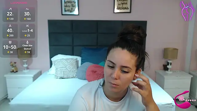 MadisonJenner online show from September 2025 11:48:01 AM