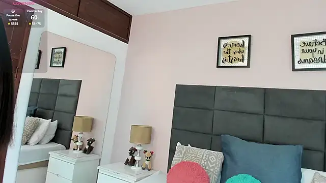 Snapshot of MadisonJenner chatting on February 2026 12:32:02 PM MadisonJenner online show from February 2026 12:32:02 PM