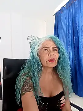 freyadevil333 online show from December 2025 06:37:02 PM