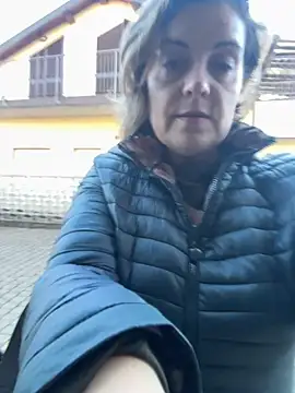 Snapshot of Sunbelxx chatting on October 2025 02:01:02 PM Sunbelxx online show from October 2025 02:01:02 PM