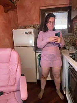 Sunbelxx online show from June 2026 06:02:01 PM