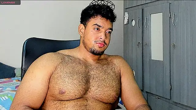 Snapshot of Big_furry_bear13 chatting on January 2025 08:24:01 AM Big furry bear13 online show from January 2025 08:24:01 AM