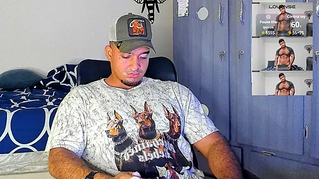 Snapshot of Big_furry_bear13 chatting on March 2025 06:50:02 AM Big furry bear13 online show from March 2025 06:50:02 AM