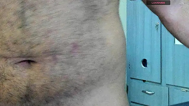 Snapshot of Big_furry_bear13 chatting on March 2025 06:37:01 AM Big furry bear13 online show from March 2025 06:37:01 AM