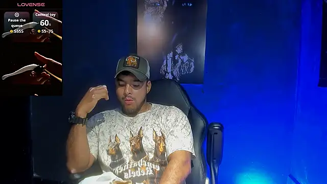 Snapshot of Big_furry_bear13 chatting on September 2025 10:37:01 AM Big furry bear13 online show from September 2025 10:37:01 AM