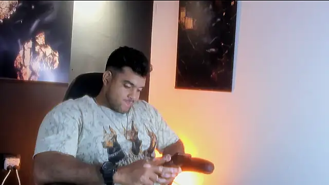 Big furry bear13 online show from October 2025 03:40:01 AM