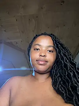 Snapshot of Linahlove chatting on January 2025 09:20:02 PM Linahlove online show from January 2025 09:20:02 PM