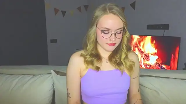 Aurora Golden1 online show from December 2024 03:33:02 PM