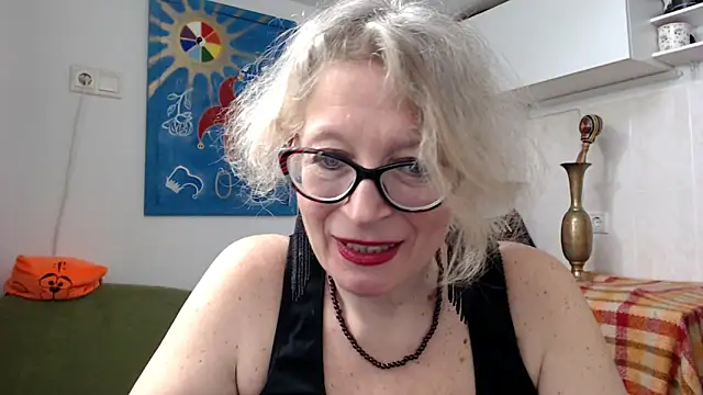 Snapshot of Zosya1111 chatting on February 2025 12:28:01 PM Zosya1111 online show from February 2025 12:28:01 PM