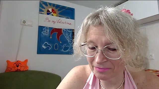 Snapshot of Zosya1111 chatting on February 2025 07:23:01 PM Zosya1111 online show from February 2025 07:23:01 PM