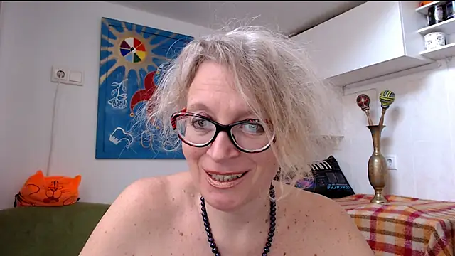 Snapshot of Zosya1111 chatting on February 2025 01:21:02 PM Zosya1111 online show from February 2025 01:21:02 PM