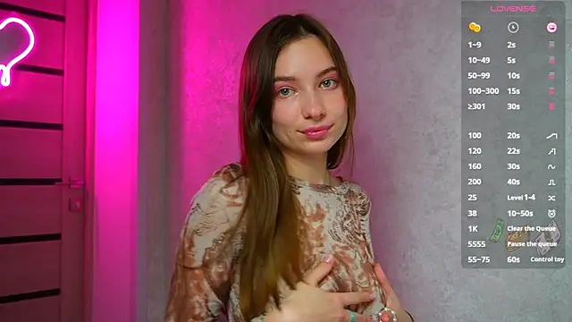 Snapshot of soffy__kisss chatting on February 2025 04:31:01 PM soffy  kisss online show from February 2025 04:31:01 PM