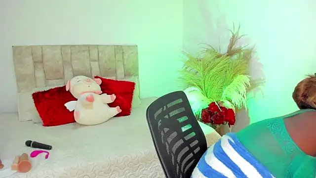 Ananya Kay01 online show from March 2025 01:54:01 AM