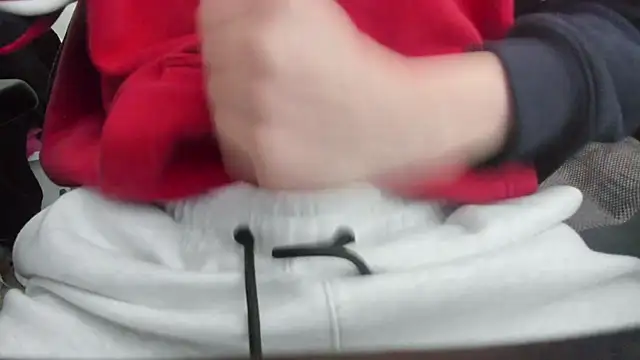 Snapshot of Luceybabb chatting on October 2025 02:06:02 PM Luceybabb online show from October 2025 02:06:02 PM