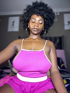 Candy-Heart online show from April 2026 11:31:01 PM