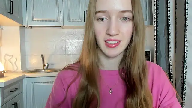 Snapshot of leslie_my_lovee chatting on November 2025 04:19:02 PM leslie my lovee online show from November 2025 04:19:02 PM