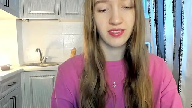 Snapshot of leslie_my_lovee chatting on December 2025 09:16:01 AM leslie my lovee online show from December 2025 09:16:01 AM