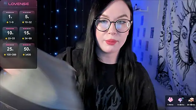 Snapshot of MyNameIsLilith chatting on March 2025 09:09:02 PM MyNameIsLilith online show from March 2025 09:09:02 PM