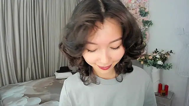 AgnieszkaBanana online show from October 2025 02:23:02 AM