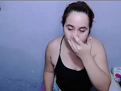 SubLayla01 online show from November 2025 05:31:01 PM