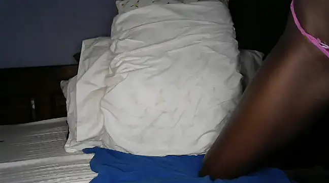 Snapshot of Sexyariahhh chatting on January 2025 02:57:01 AM Sexyariahhh online show from January 2025 02:57:01 AM