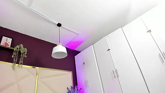 Snapshot of April_bowie chatting on February 2026 11:42:01 AM April bowie online show from February 2026 11:42:01 AM