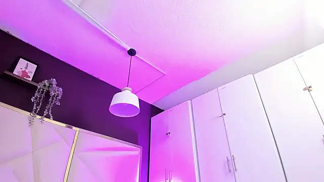 April bowie online show from March 2026 11:37:01 AM