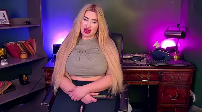 Snapshot of FerrariRedxBabestation chatting on March 2025 09:26:02 PM FerrariRedxBabestation online show from March 2025 09:26:02 PM