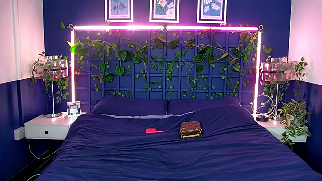 FerrariRedxBabestation online show from March 2026 06:53:01 PM