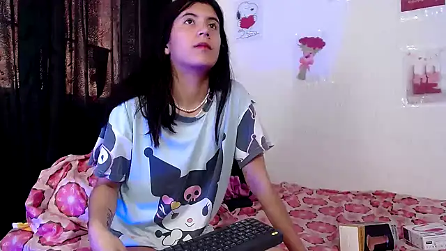 Snapshot of Yeimy_sweetf chatting on February 2025 05:30:02 PM Yeimy sweetf online show from February 2025 05:30:02 PM