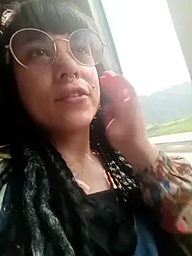 Hellen dumont online show from December 2025 04:36:02 PM