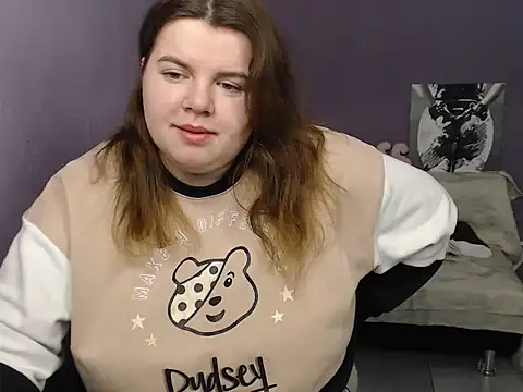 so shy online show from October 2025 07:43:01 AM