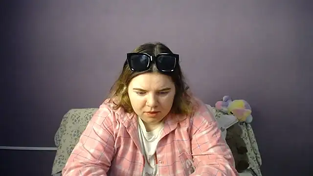 so shy online show from June 2026 06:15:01 AM