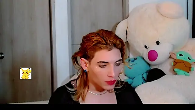 Snapshot of honey_skin chatting on December 2024 03:31:02 PM honey skin online show from December 2024 03:31:02 PM